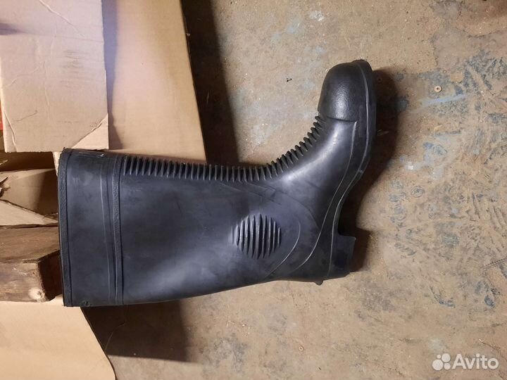 Продам обувь