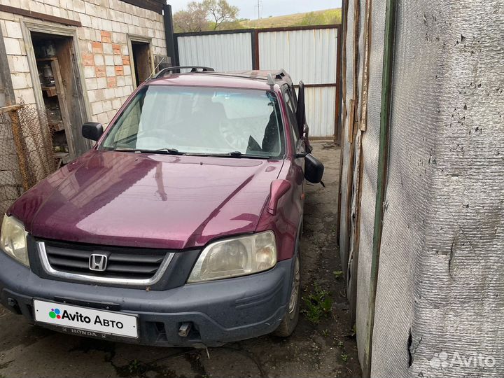Honda CR-V 2.0 AT, 1998, битый, 250 000 км