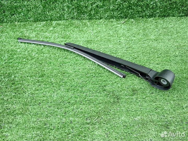 Поводок заднего стеклоочистителя Audi Q7 2017-2021