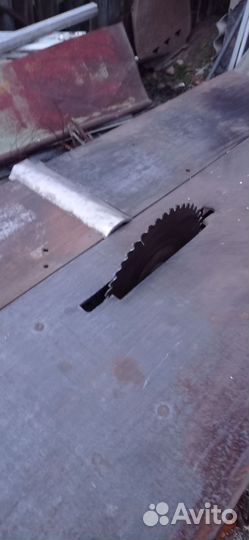 Деревообрабатывающий станок