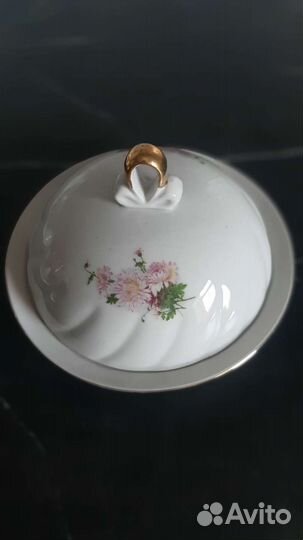 Супница и тарелки юуфз