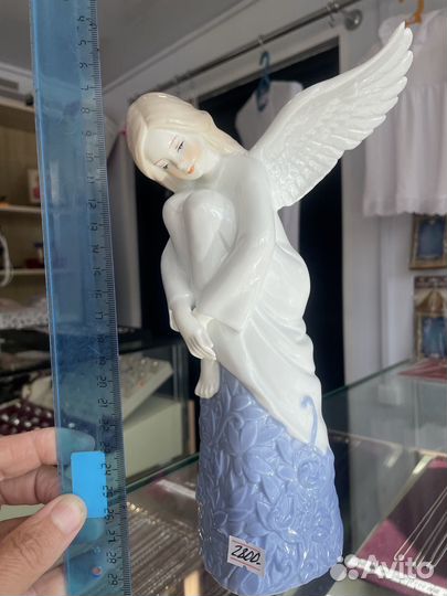 Фигурка Ангел на скале, керамика