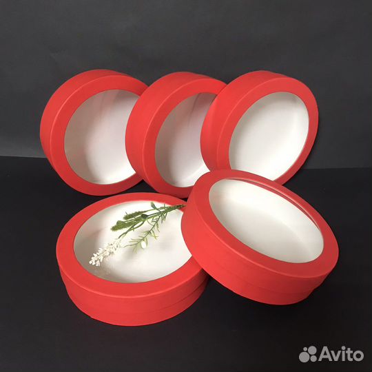 Шляпные коробки с окном