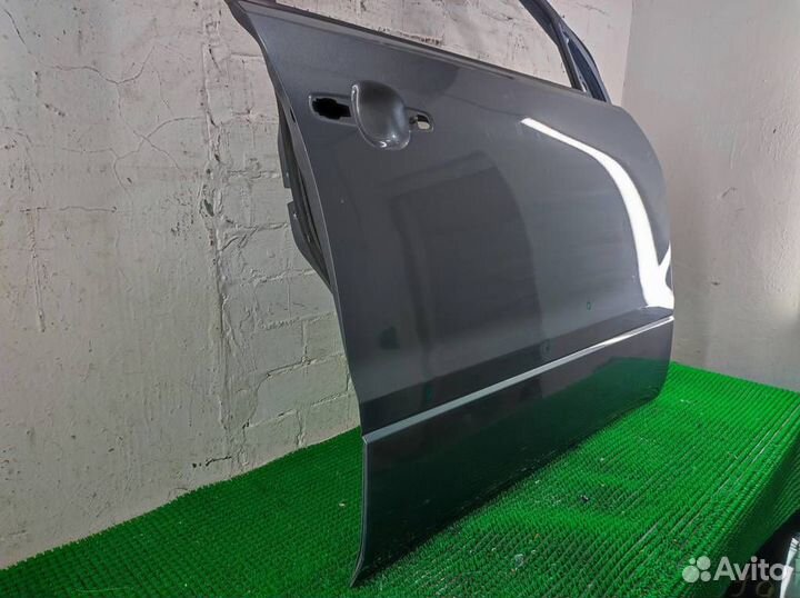 Дверь передняя правая Suzuki Grand Vitara 2010