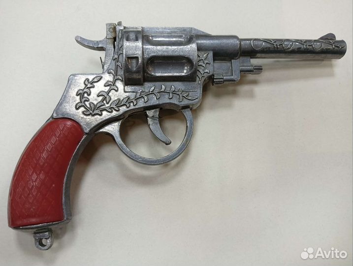 СССР револьвер игрушка