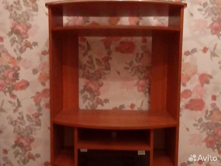 Тумба под аппаратуру