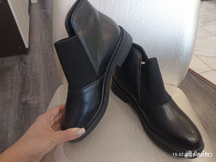 Ботинки женские демисезонные