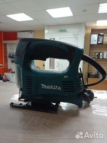 Лобзик Makita 2327 (Г19)