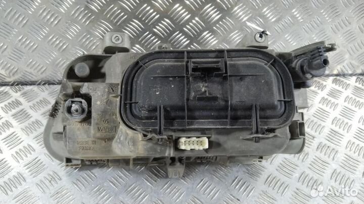 Фара 60979770 Peugeot 806 (1994-2002)