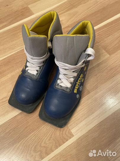 Лыжные ботинки spine cross