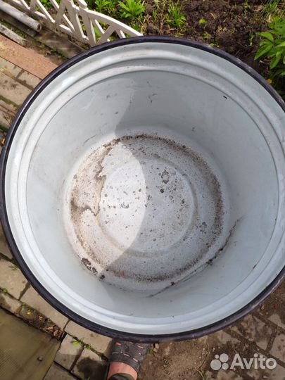 Кастрюля эмалированная большая 20л