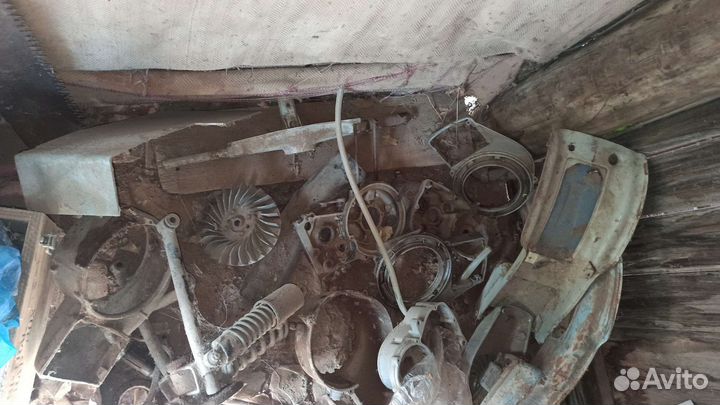 Запчасти на мотороллер муравей.отправки нет