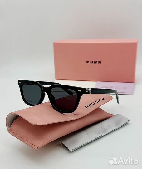 Имиджевые очки miu miu