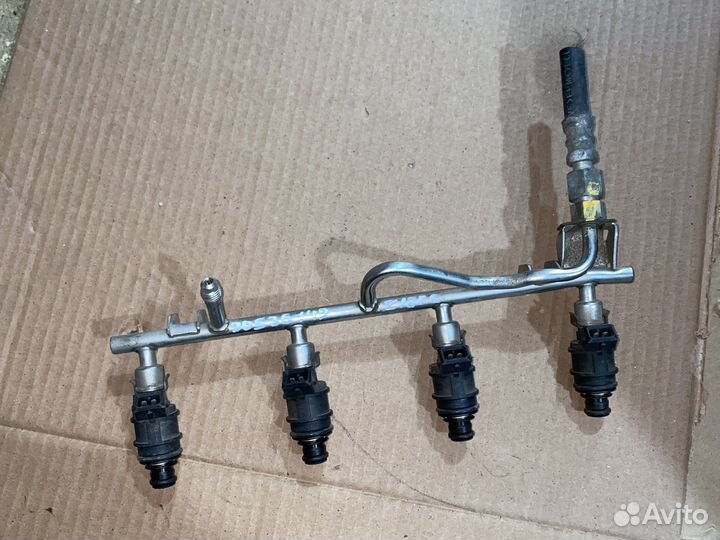 Флрсунки 90536149 Opel 1.8л Z18XE