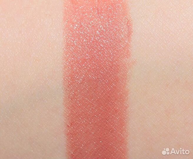 Губная помада estee lauder Pure Color Envy