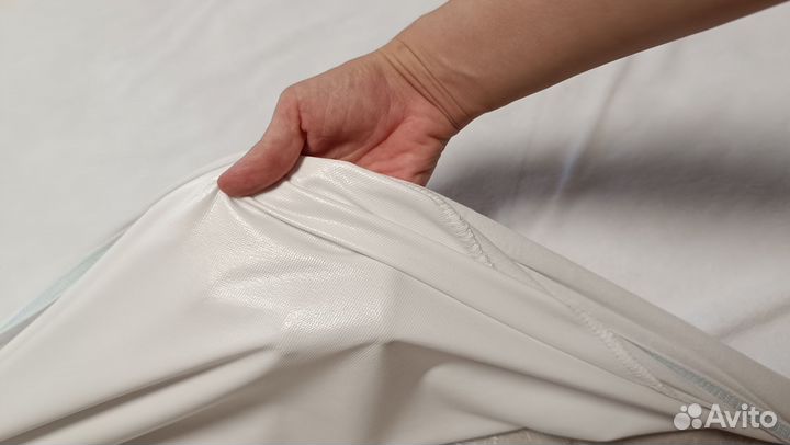 Непромокаемый наматрасник 160х200