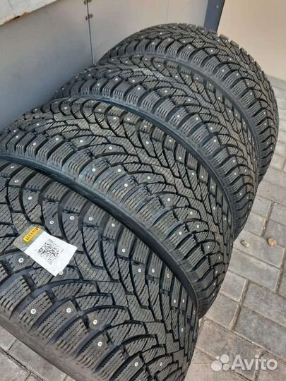 Formula Ice 215/65 R16