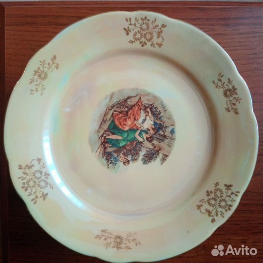 Тарелки из сервиза Мадонна ГДР