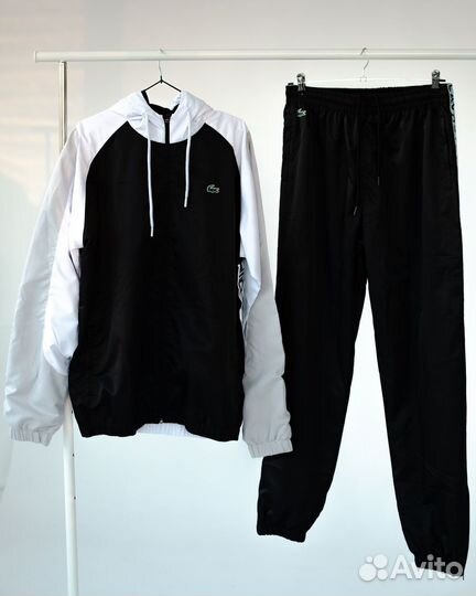 Спортивный костюм женский Lacoste Classic