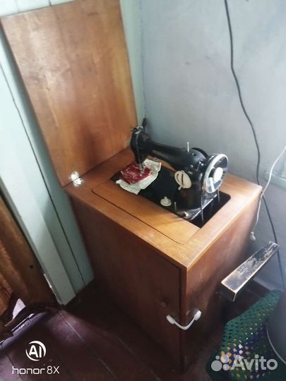 Швейная машина