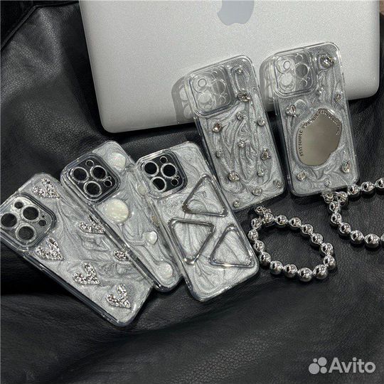 Чехол на iPhone 12