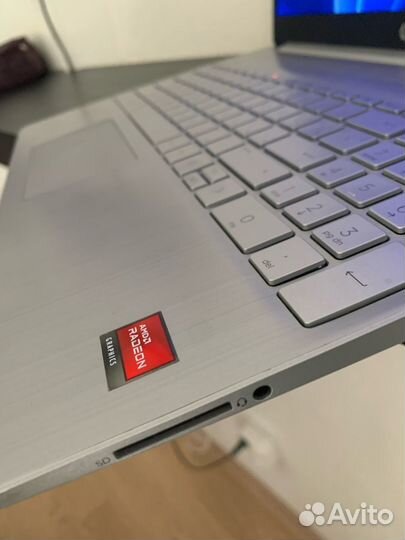 Ноутбук HP для игр работы и учебы