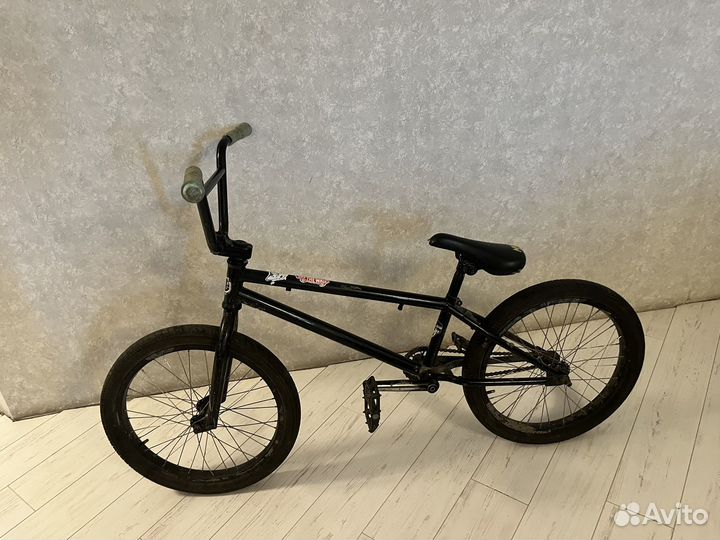 Трюковой велосипед bmx кастом