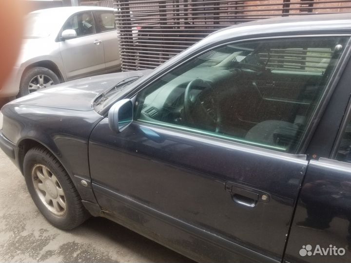 Audi 100 2.6 AT, 1992, битый, 350 000 км