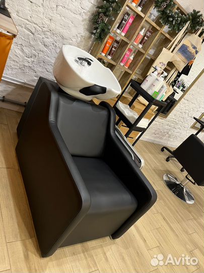 Кресло парикмахера в аренду