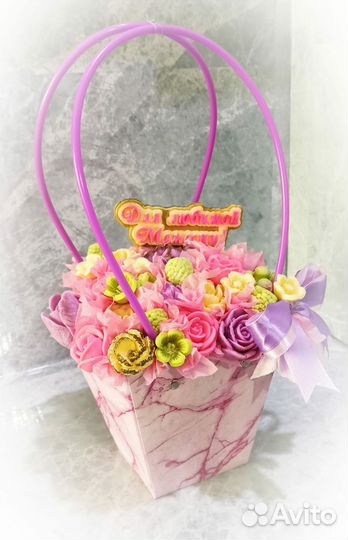 Шоколадные букеты,сумочка с шоколадом