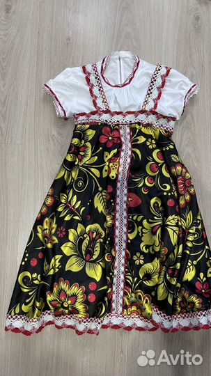 Русский народный костюм с кокошником