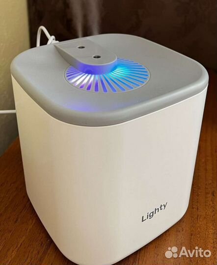 Увлажнитель воздуха с подсветкой