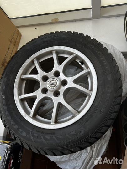 R16 Goodyear UltraGrip Extreme 215/65, PCD 5x114.3 DIA 66.1