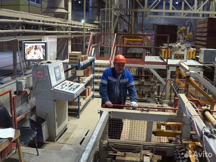 Оператор линии производства на завод