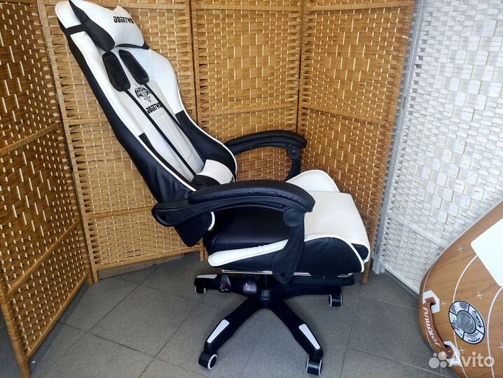 Компьютерное кресло новое