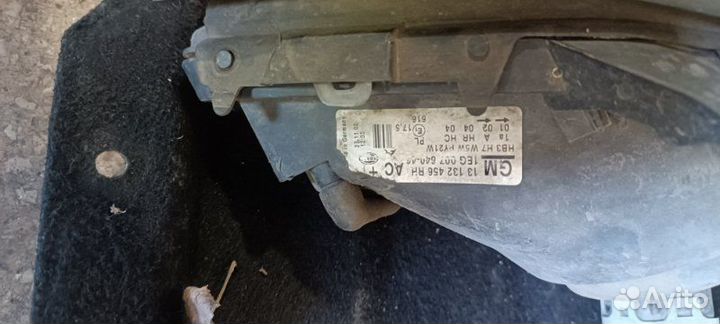 Фара галогеновая передняя левая Opel Astra G