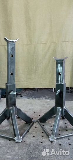 Стойка страховочная, подставка под авто