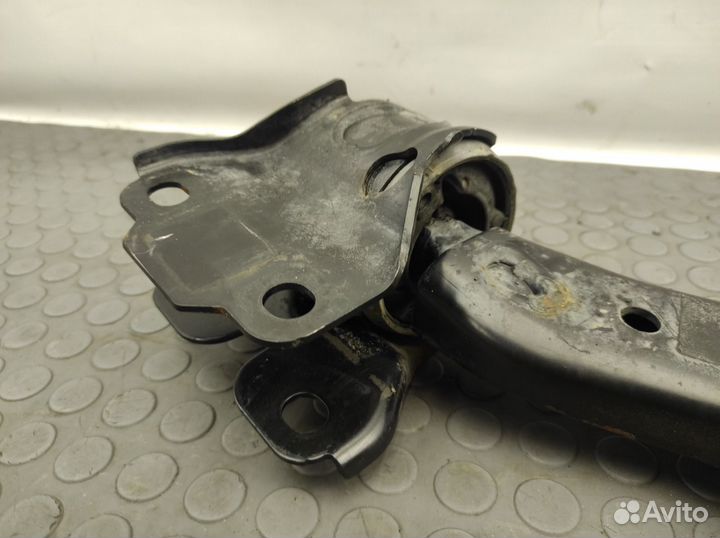 Рычаг передний левый Volvo Xc70 BZ B6324S 3.2 2009