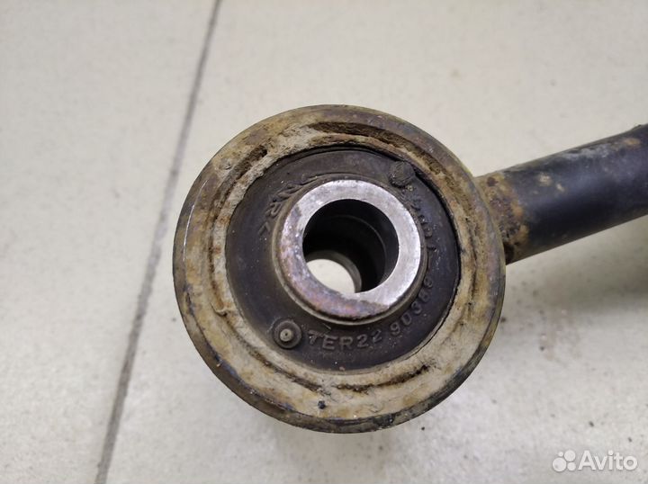 Амортизатор передний правый Fortuner 2015