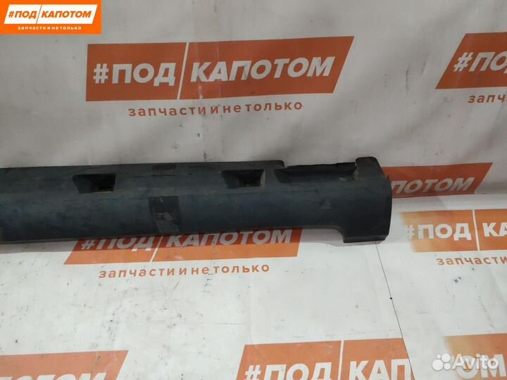 Накладка на порог левая Volkswagen Passat B6 2007