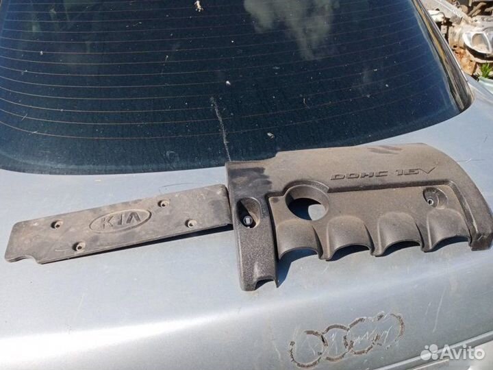 Крышка декоративная Kia Ceed 2008