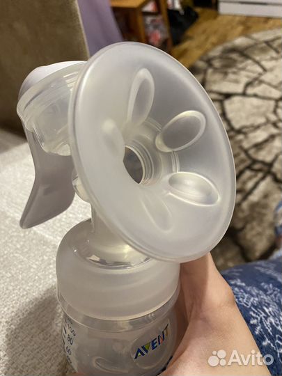 Молокоотсос avent ручной