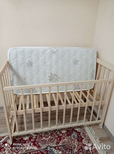 Детская кроватка