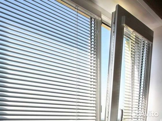 Жалюзи горизонтальные