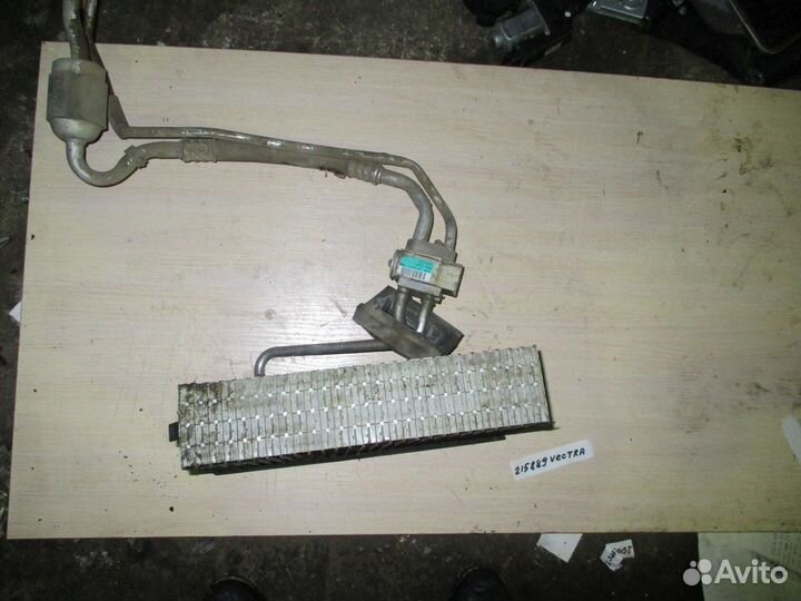 Испаритель кондиционера (Opel Vectra)