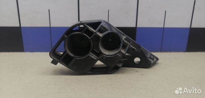 Кронштейн (сопут. товар) RAV 4 2013