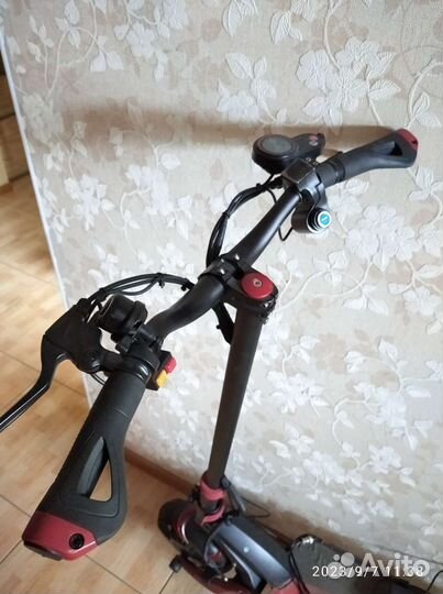 Электросамокат kugoo G1