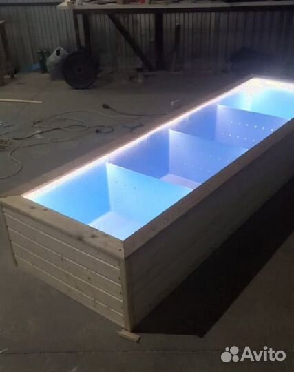 Емкость для рыбы и раков