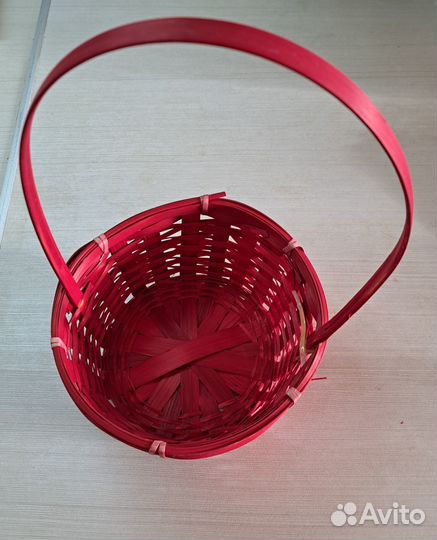 Корзина плетеная