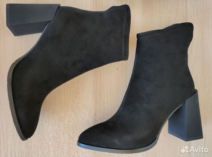 Ботильоны замшевые